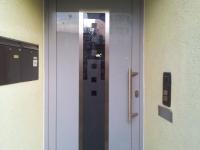 Aluminium-Haustür in grau